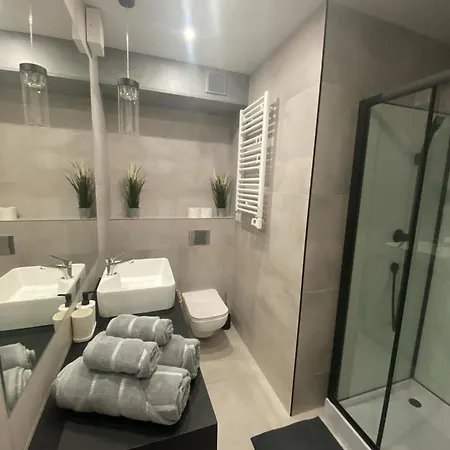 Modern Bliska Apartamento